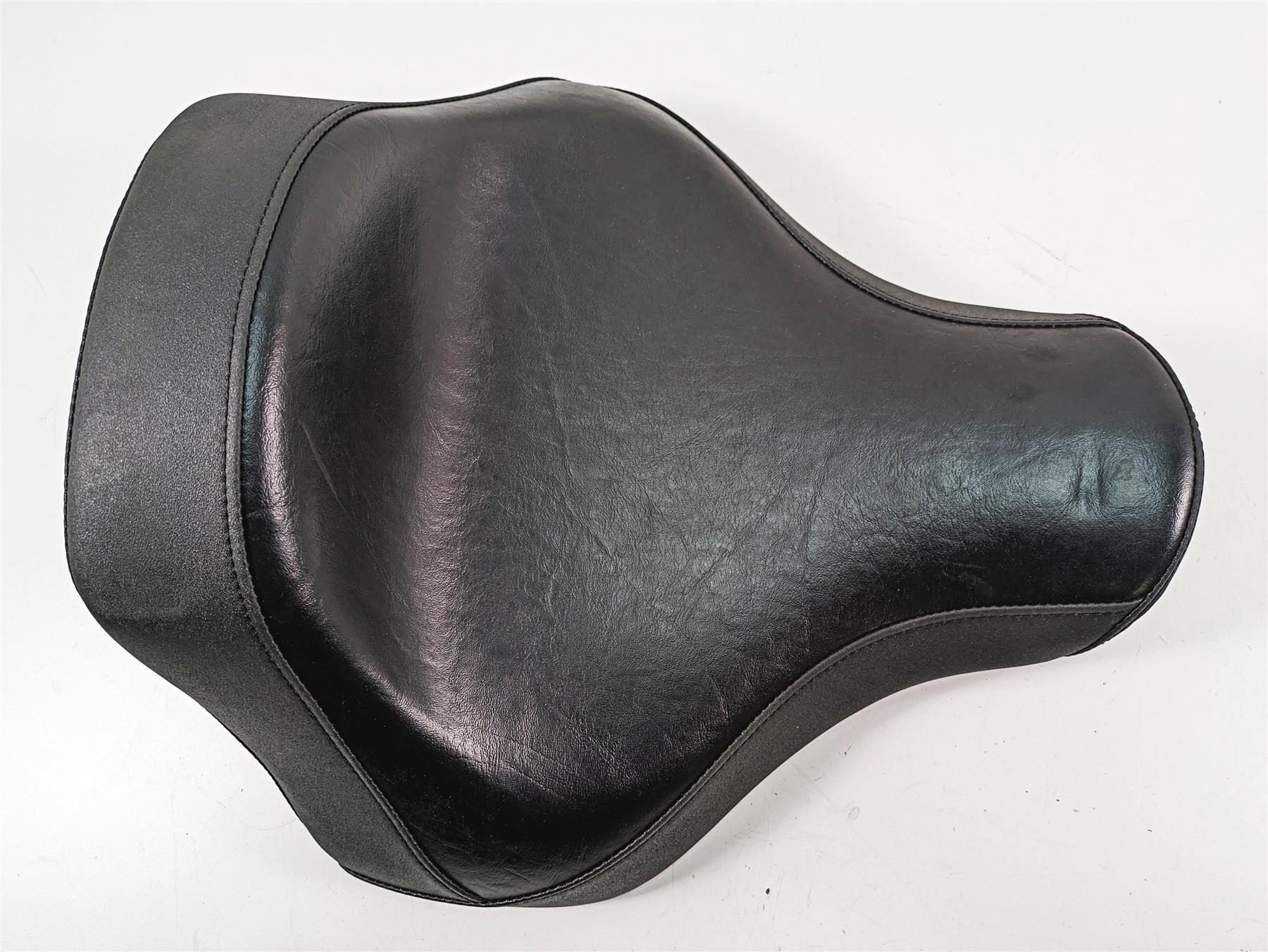 2009 Yamaha XV1900 Raider Front Rider Drivers Seat Saddle 5C7-24710-00-00 {{ shop.shopifyCountryName }} - Mototech271