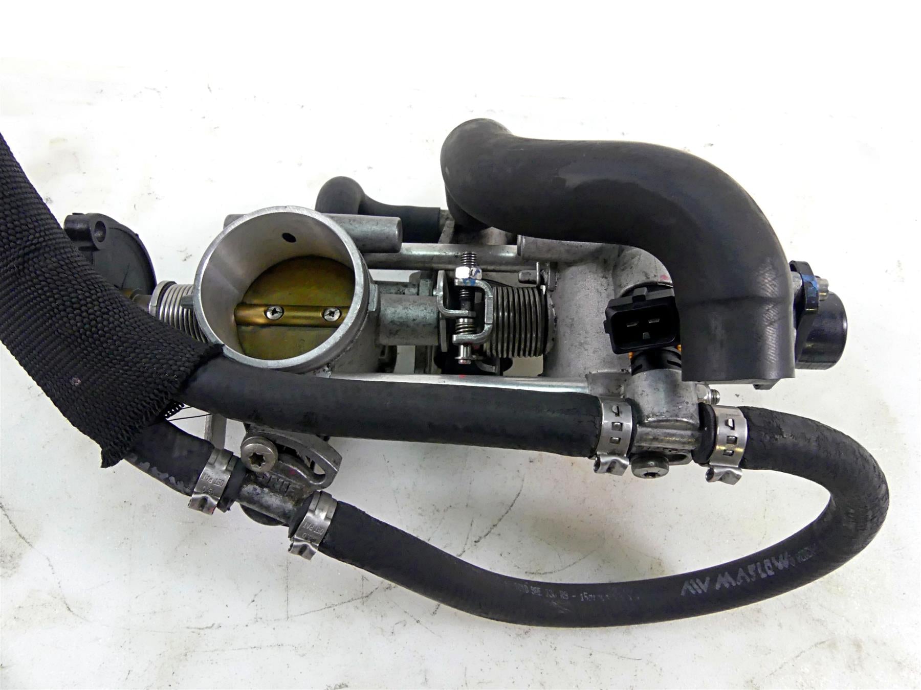2012 Ducati Monster 1100 EVO Throttle Body Bodies Fuel Injection 28240833A {{ shop.shopifyCountryName }} - Mototech271