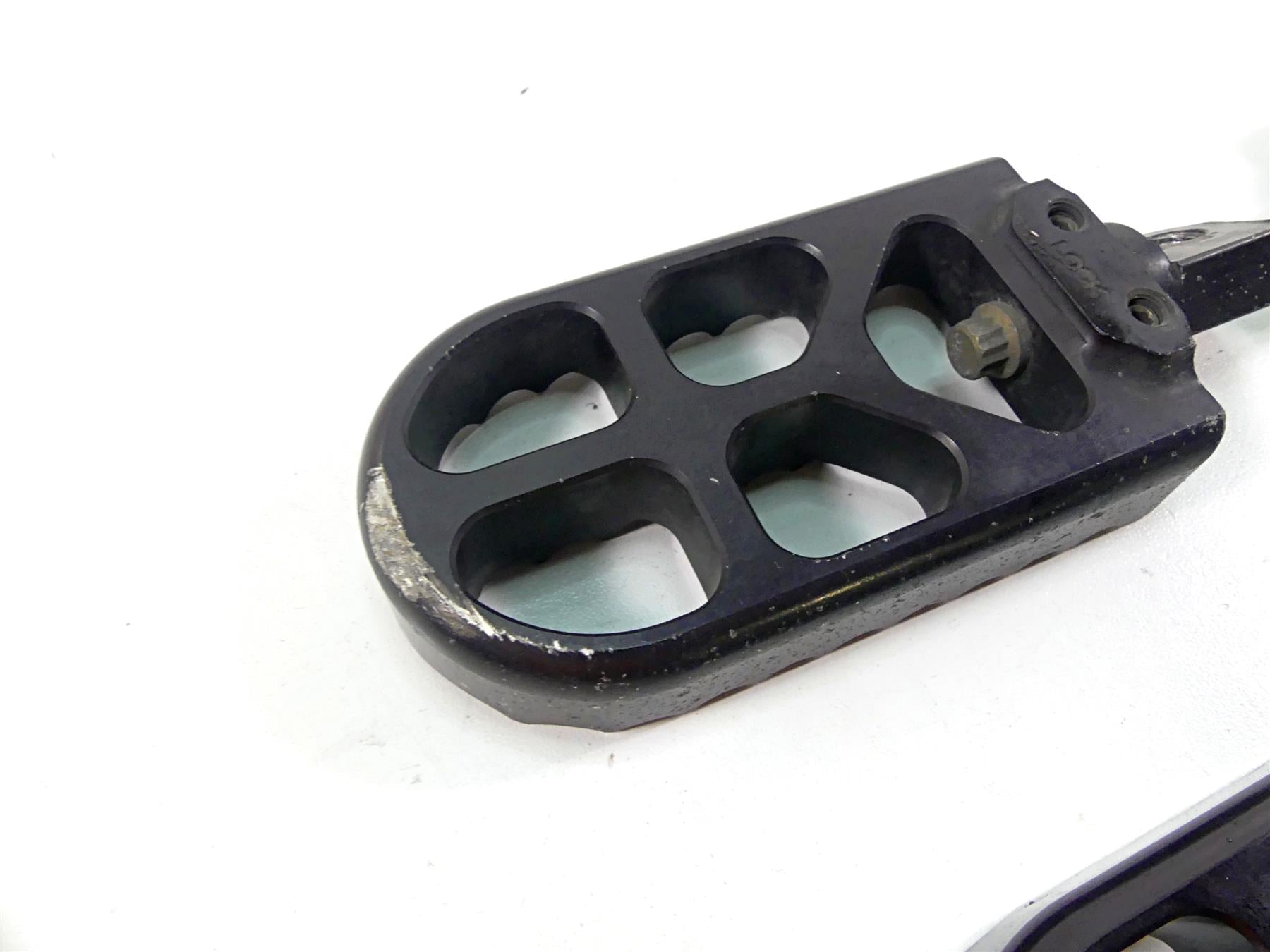 2014 Harley Dyna FXDB Street Bob Joker Machine Adjustable Footpeg Set 08-56-1 {{ shop.shopifyCountryName }} - Mototech271