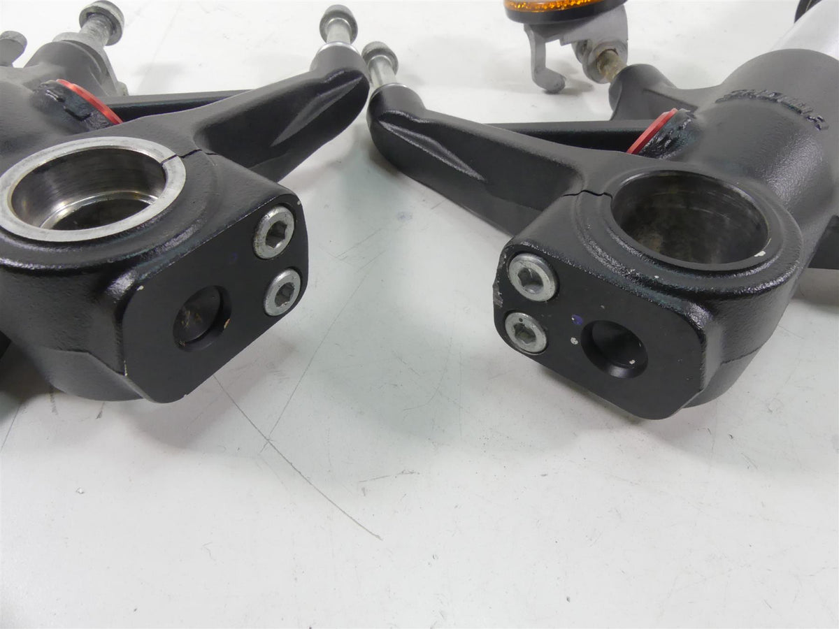 2020 Ducati Panigale V2 Straight Front Showa Forks 576miles 34421121A 34521121A {{ shop.shopifyCountryName }} - Mototech271