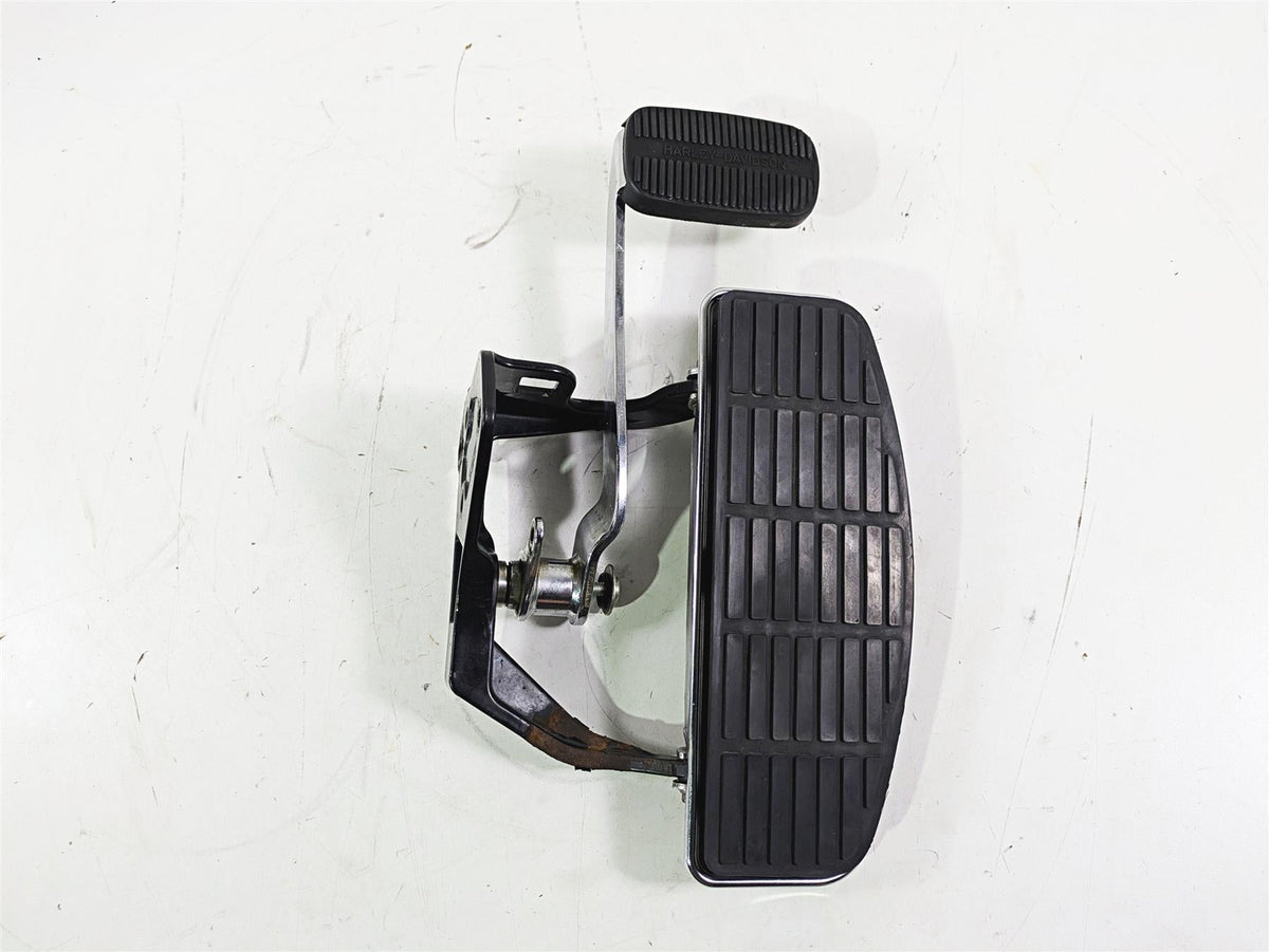 2004 Harley FLSTCI Softail Heritage Front Right Floor Board & Brake 50600026 {{ shop.shopifyCountryName }} - Mototech271