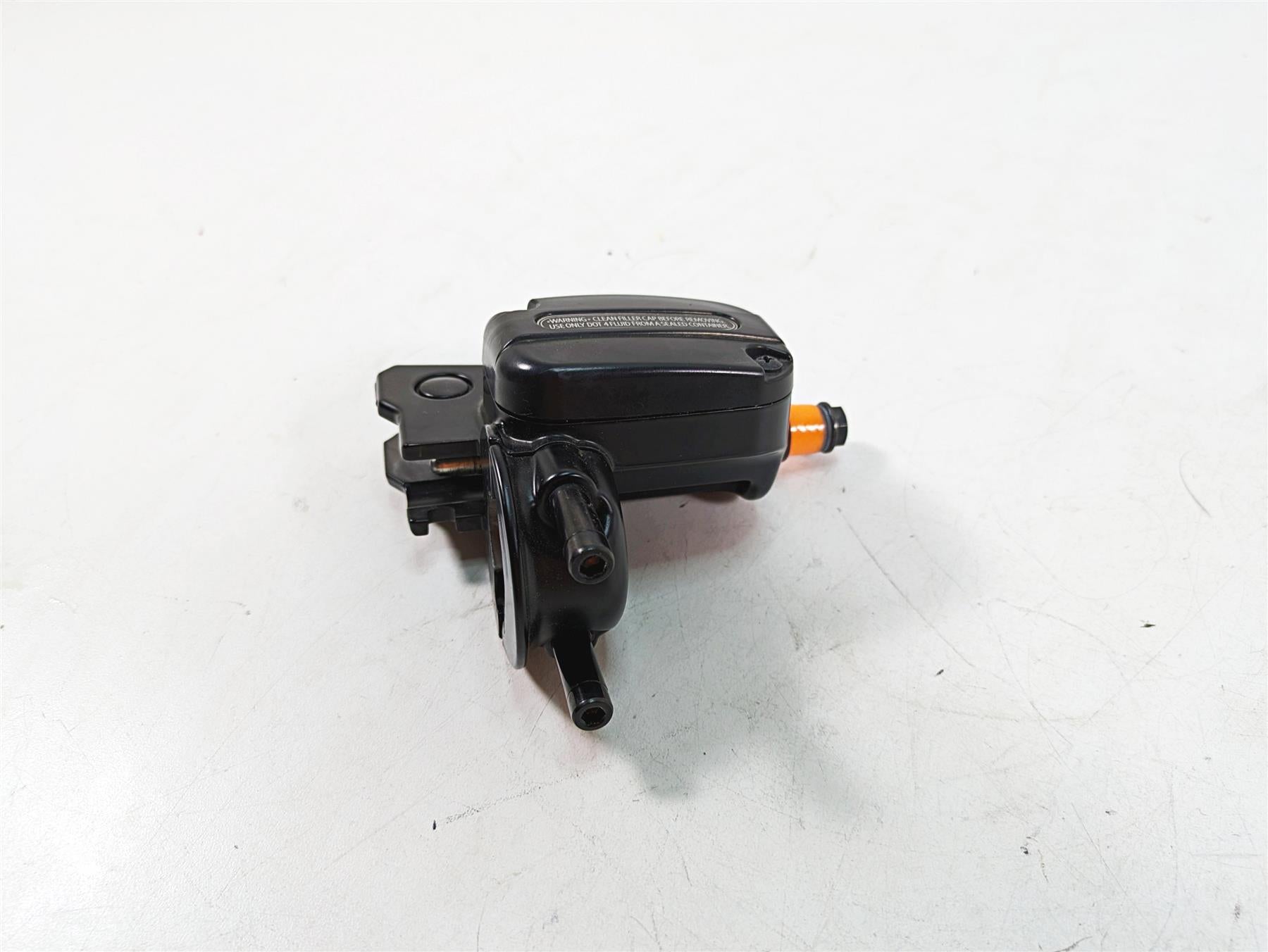 2020 Harley Touring FLHX Street Glide Clutch Perch Master Cylinder 36700128A