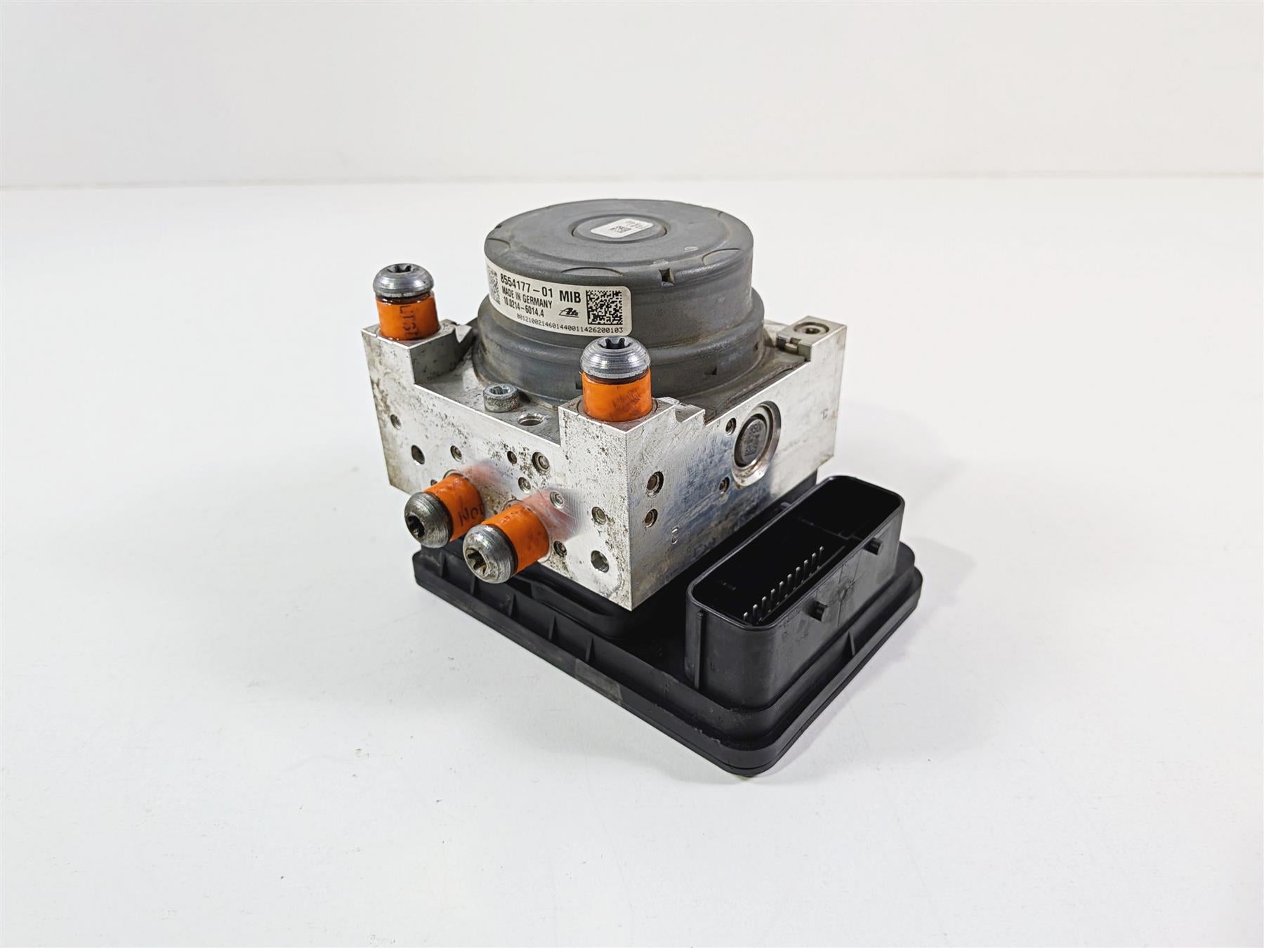 2015 BMW R1200GS K50 Abs Brake Pump Module 34518554180 34518566956 {{ shop.shopifyCountryName }} - Mototech271