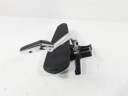 2018 Indian Chieftain Limited Chrome Right Floor Board & Brake Pedal 5141001 {{ shop.shopifyCountryName }} - Mototech271