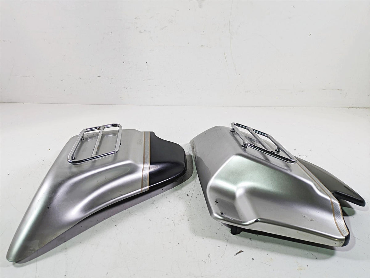2003 Harley Touring FLHTCUI 100TH E-Glide Side Cover Fairing Set 66670-97A {{ shop.shopifyCountryName }} - Mototech271