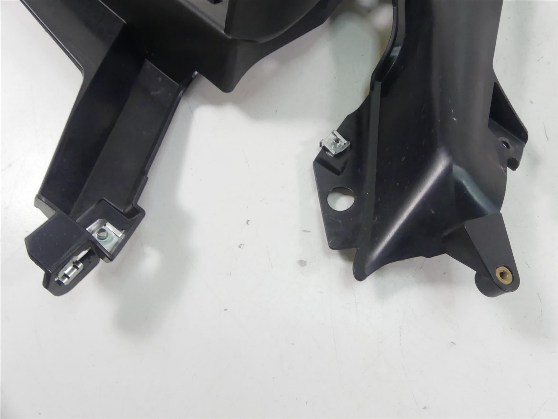 2016 BMW R1200RS K54 Front Inner Fairing Side Panel Cover Cowl Set 46638545322 {{ shop.shopifyCountryName }} - Mototech271