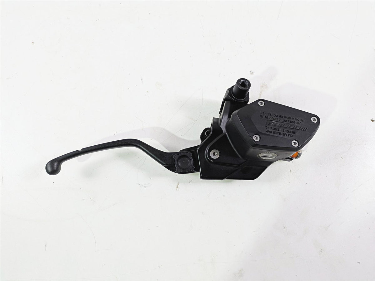 2015 BMW R1200 GS Adv K51 Front Brake Master Cylinder 32728559604 {{ shop.shopifyCountryName }} - Mototech271