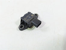 Load image into Gallery viewer, 2023 Honda Talon SXS1000 S2R Bosch Speed Sensor Module 39960-HL6-AH10
