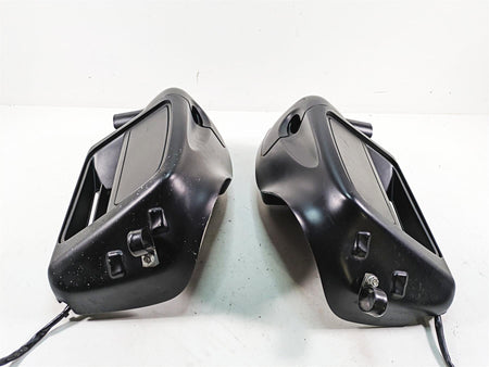 2018 Harley Touring FLHXSE CVO Street Glide Lower Leg Fairing Cover Set 57100114 {{ shop.shopifyCountryName }} - Mototech271
