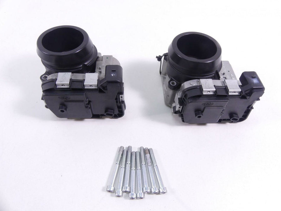 2013 Ducati Hyperstrada 821 Throttle Body Fuel Injector Set 28240903A {{ shop.shopifyCountryName }} - Mototech271