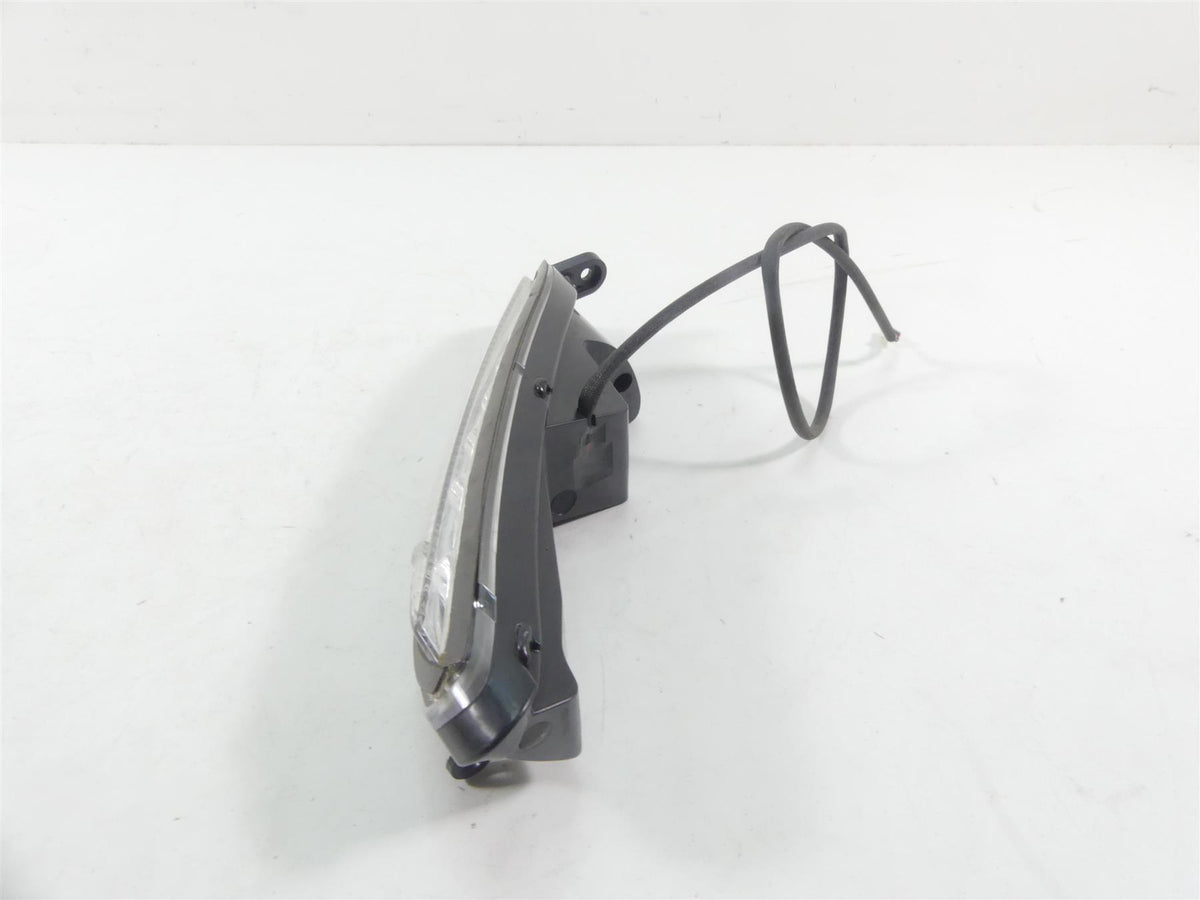 2016 Indian Chieftain Dark Horse Right Front Led Blinker Turn Signal 2412455 {{ shop.shopifyCountryName }} - Mototech271