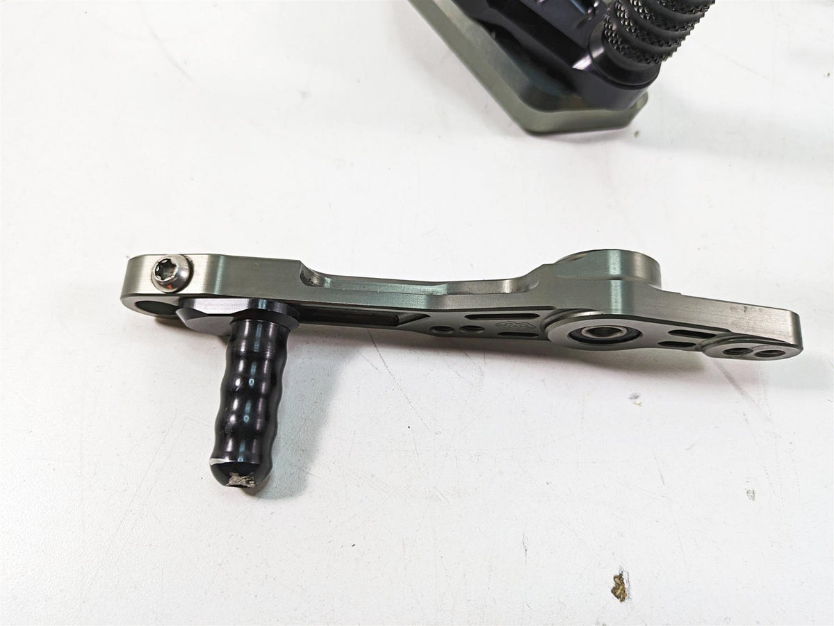 2015 BMW S1000RR K46 Hp4 Left Right Foot Peg Lever Set 77258550774 77258550773 {{ shop.shopifyCountryName }} - Mototech271