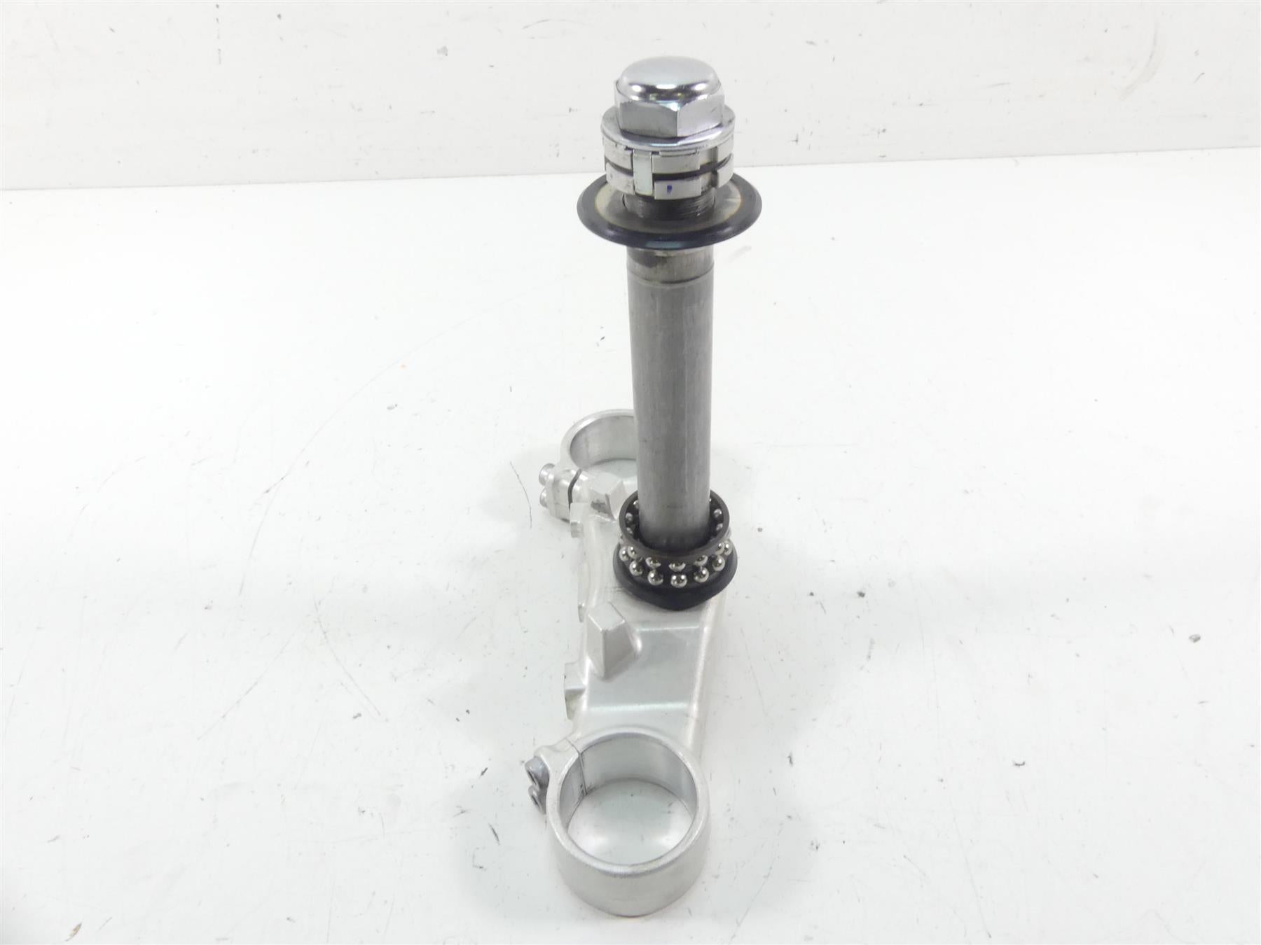 2008 Yamaha FZ1 Fazer Lower Triple Tree Steering Clamp 54mm 2D1-23340-10-00 {{ shop.shopifyCountryName }} - Mototech271