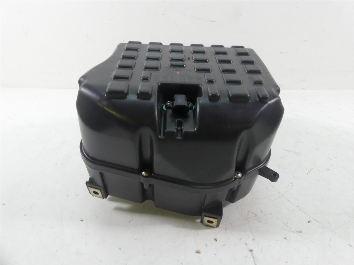2021 Aprilia RS 660 Air Filter Cleaner Breather Box Airbox 2B006527 2B006529 {{ shop.shopifyCountryName }} - Mototech271
