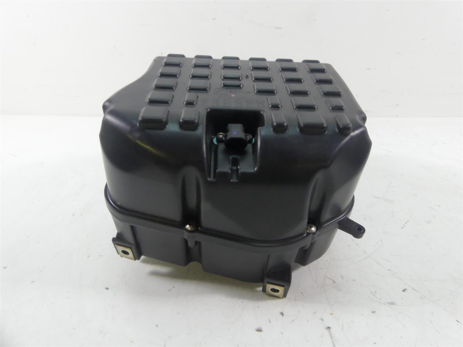 2021 Aprilia RS 660 Air Filter Cleaner Breather Box Airbox 2B006527 2B006529 {{ shop.shopifyCountryName }} - Mototech271