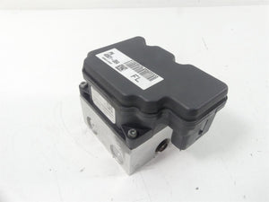 2013 Harley Touring FLHX Street Glide Abs Brake Pump Module Unit Module 40601-08 | Mototech271