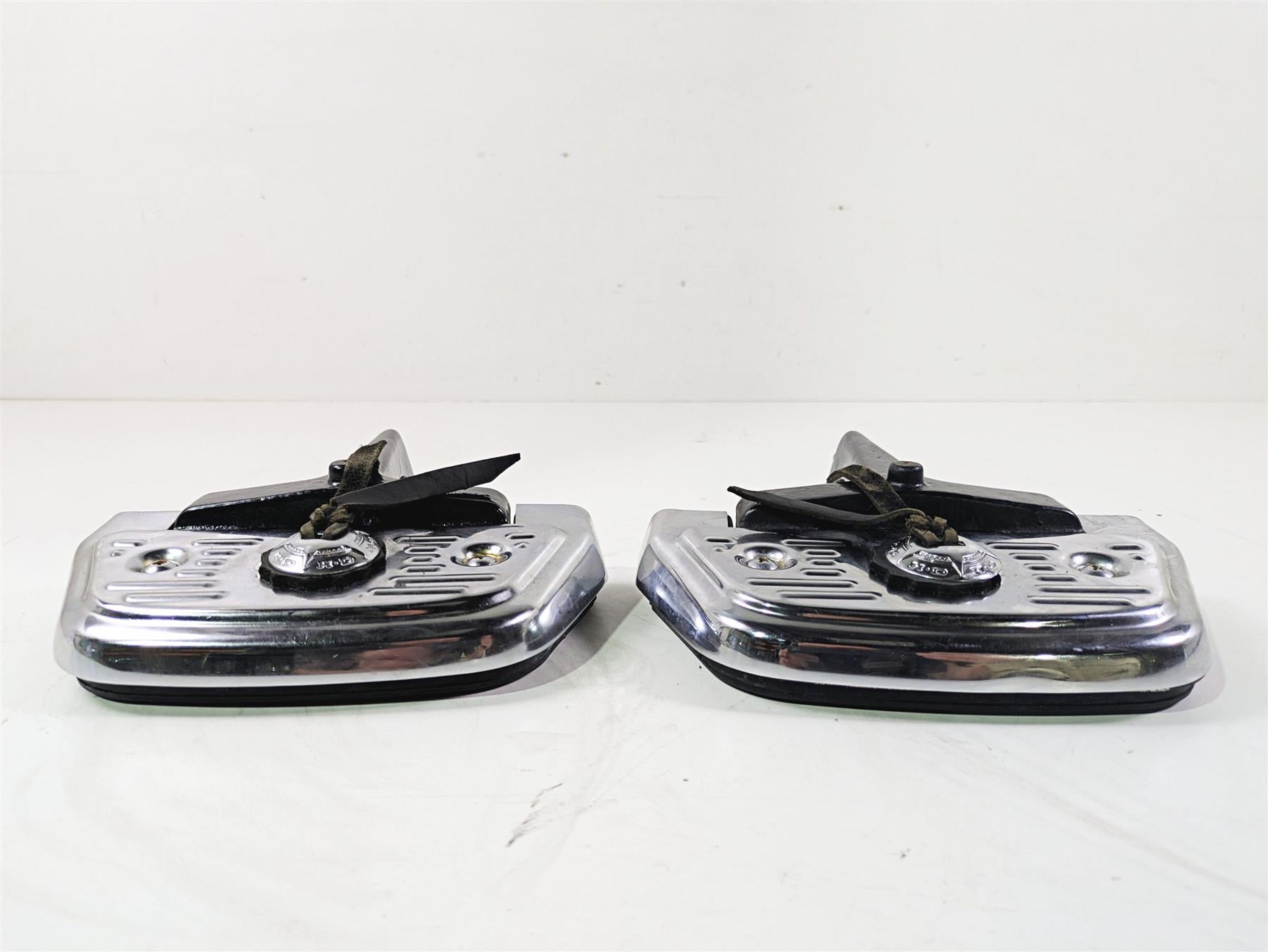 1999 Harley Touring FLHTCUI E-Glide Rear Passenger Floor Board Set 52719-93B {{ shop.shopifyCountryName }} - Mototech271