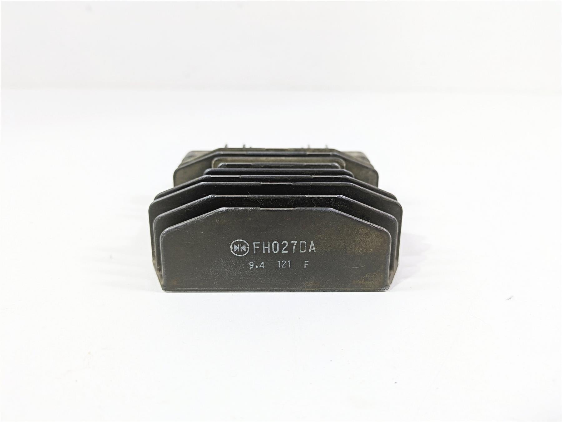 2020 Yamaha YXZ1000 R SS XTR Rectifier Voltage Regulator B5H-81960-00-00 FH027DA {{ shop.shopifyCountryName }} - Mototech271