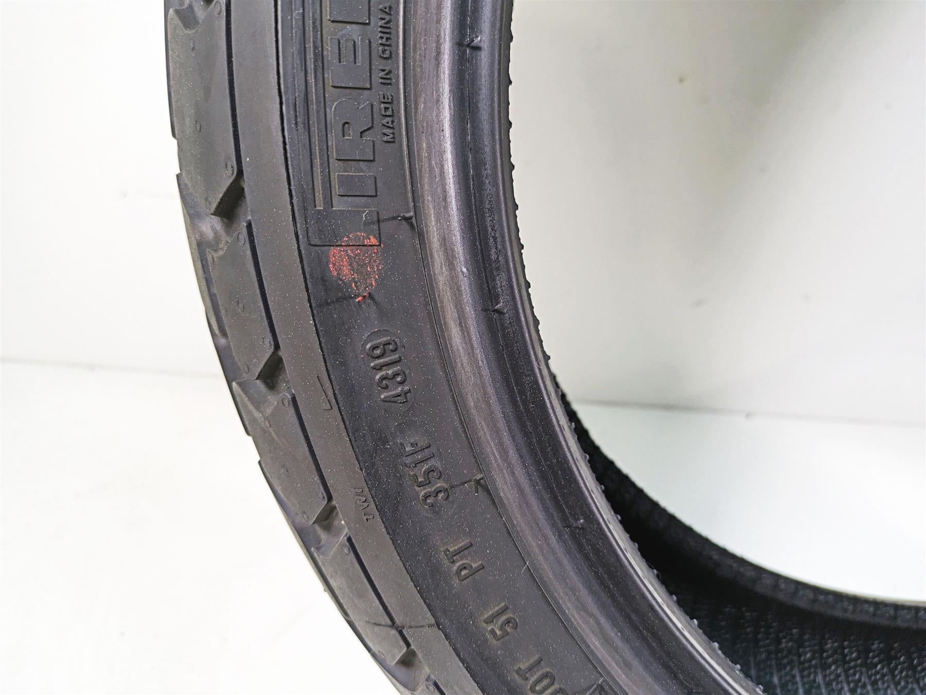 Used Front Rear Motorcylce Tire Set Pirelli MT60 2864500 {{ shop.shopifyCountryName }} - Mototech271