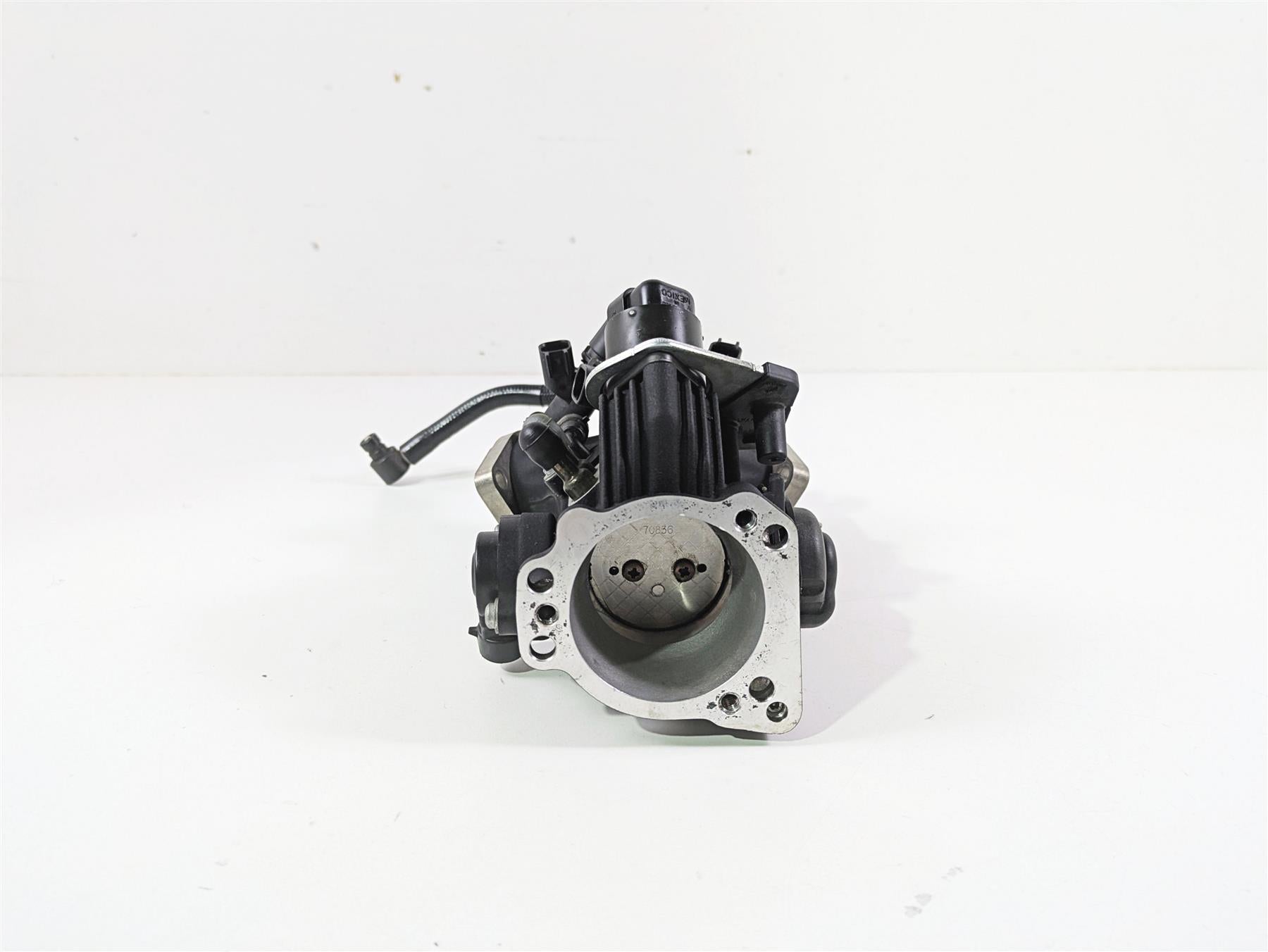 2016 Harley FXDF Dyna Fat Bob Throttle Body Fuel Injection 27708-10A 27618-06A {{ shop.shopifyCountryName }} - Mototech271