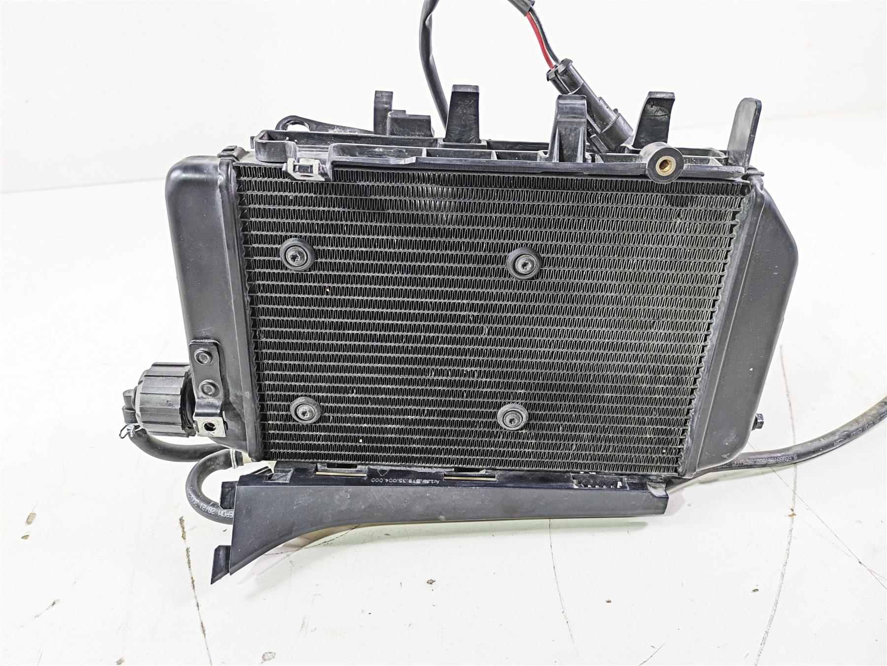 2022 KTM 1290 Super Adventure S Right Radiator Fan Set 61935008000 61935008033 {{ shop.shopifyCountryName }} - Mototech271