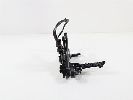 2016 Yamaha YZF R1 RN32 Front Right Foot Peg & Brake Pedal 2CR-27443-00-00 {{ shop.shopifyCountryName }} - Mototech271