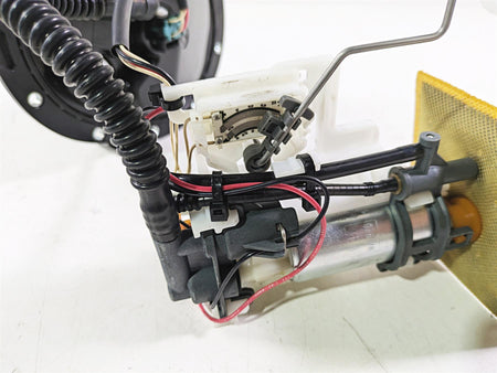 2018 Indian Chieftain Limited Fuel Gas Petrol Pump 11K -Tested 2521787 2522160 {{ shop.shopifyCountryName }} - Mototech271