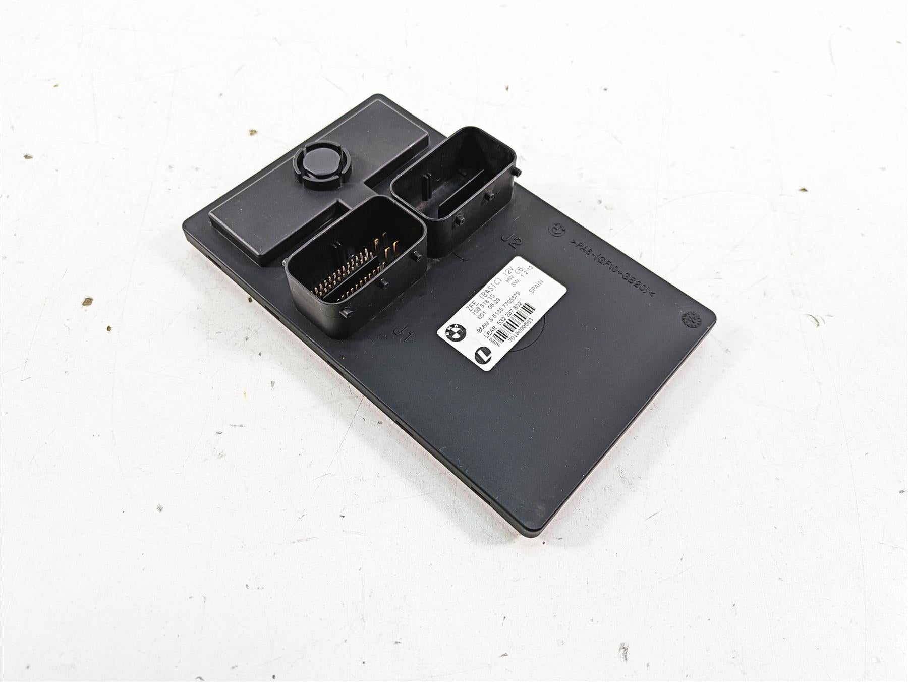 2007 BMW R1200GS K255 Adv ZFE Basic Central Chassis Electronics 61357705579 {{ shop.shopifyCountryName }} - Mototech271