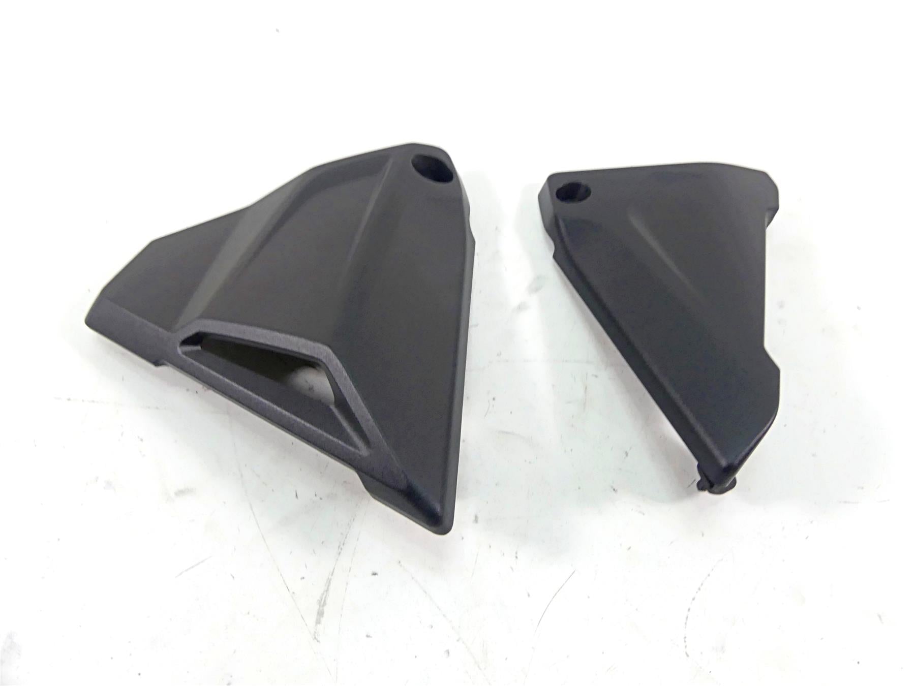 2016 BMW R1200GS Adv K51 Battery Side Infill Cover Set 46638523155 46638523156 {{ shop.shopifyCountryName }} - Mototech271