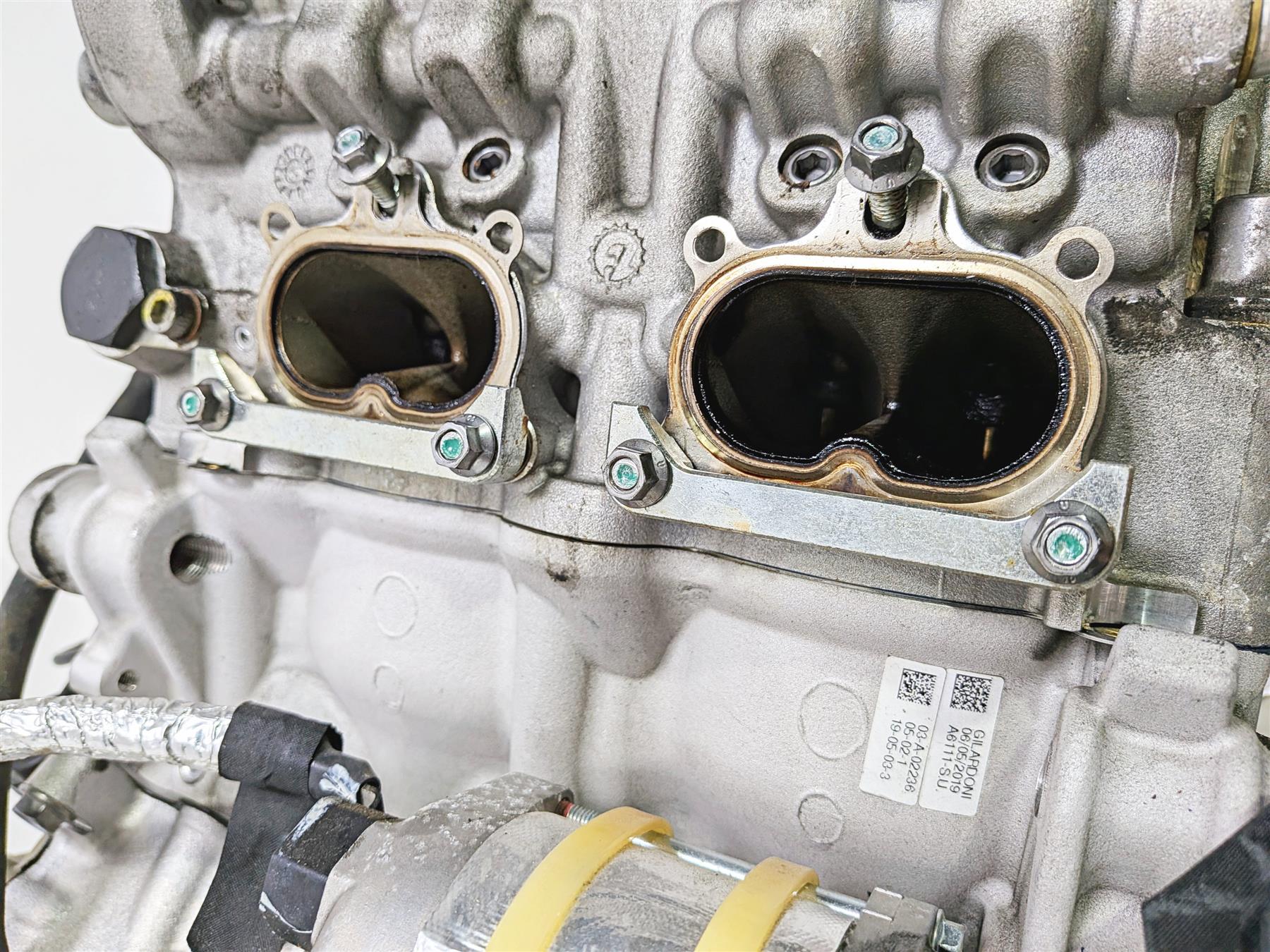 2019 Ducati Panigale V4S V4 S Corse Running Engine Motor 1K - Ducabike Clutch {{ shop.shopifyCountryName }} - Mototech271