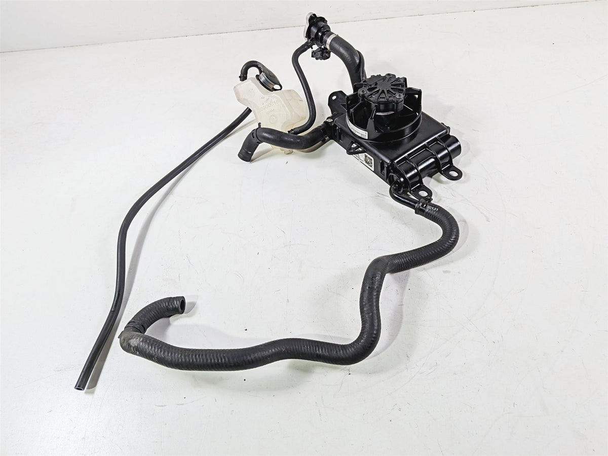 2015 Harley Touring FLTRUSE CVO Road Glide Right Radiator Fan Reservoir 26800005-Mototech271