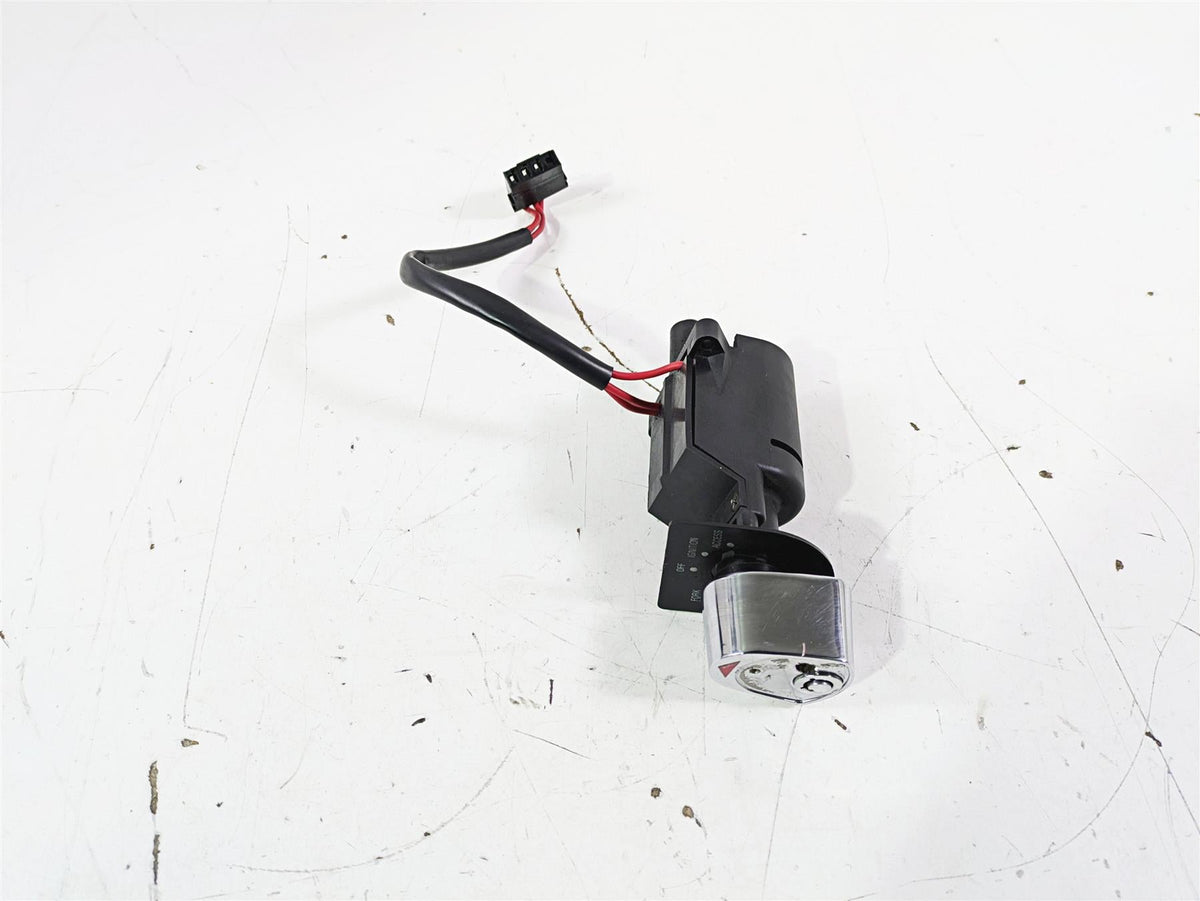2003 Harley Touring FLHTCUI E-Glide 100th Ignition Switch & Knob VIN 71640-99 {{ shop.shopifyCountryName }} - Mototech271