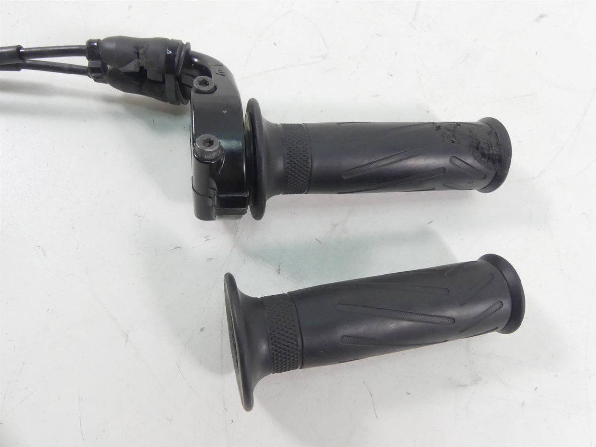 2015 Yamaha MT09 FZ09 Throttle Hand Grip Cable Set 3XW-26282-01-00 {{ shop.shopifyCountryName }} - Mototech271