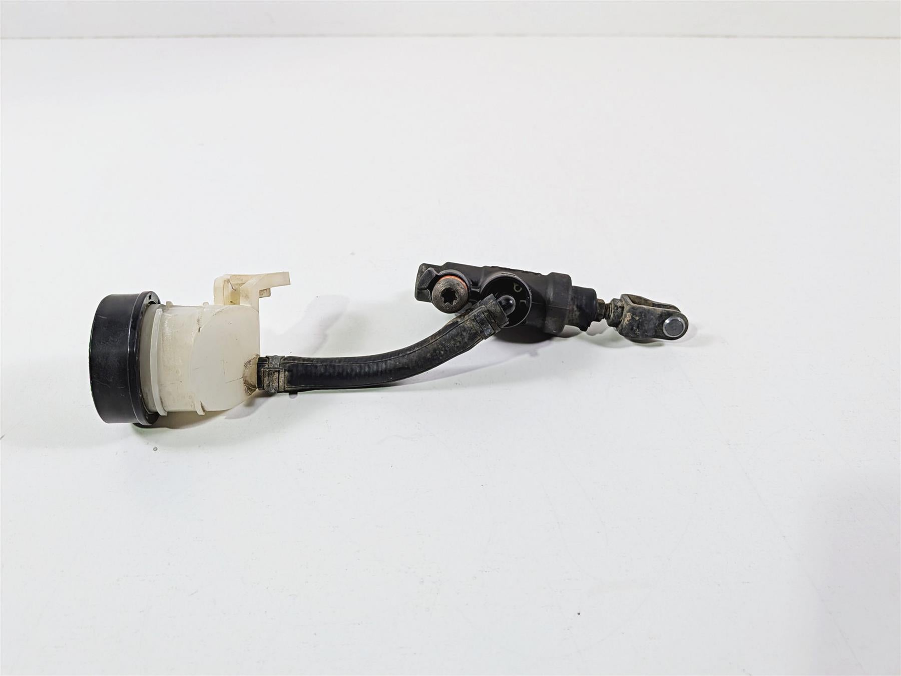 2015 BMW R1200GS K50 Rear Brake Master Cylinder 1/2 Nissin 34318522398 {{ shop.shopifyCountryName }} - Mototech271