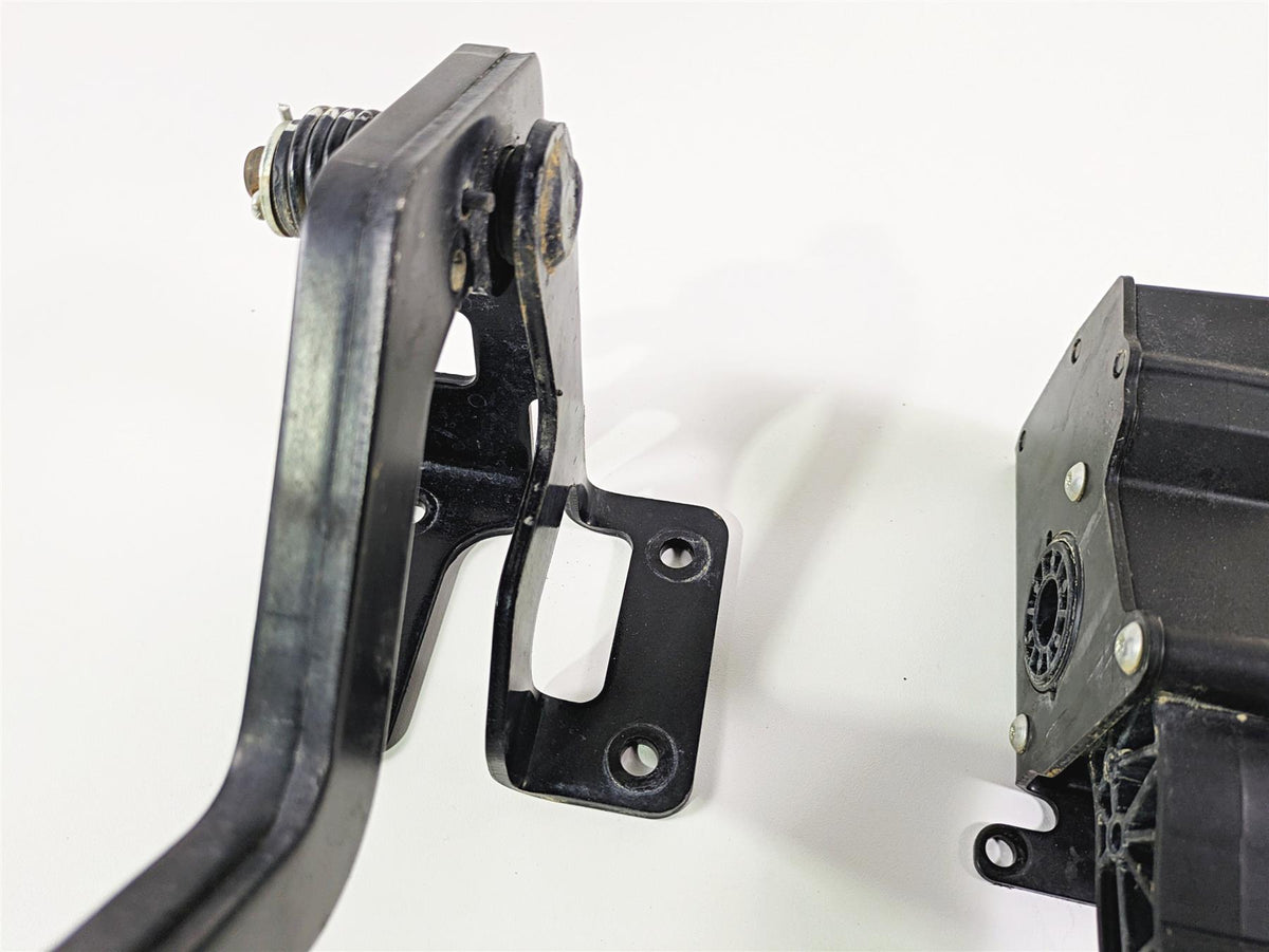 2021 CFMoto Zforce 950 Sport Foot Brake Pedal Lever Set 5BY0-105000 5HY0-082000 {{ shop.shopifyCountryName }} - Mototech271