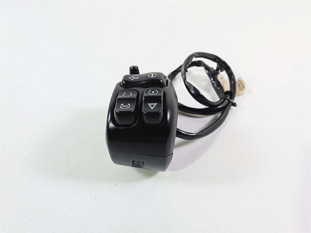 2018 Harley FLHTCU Touring Electra Glide Right Hand Control Switch 71500129C-Mototech271