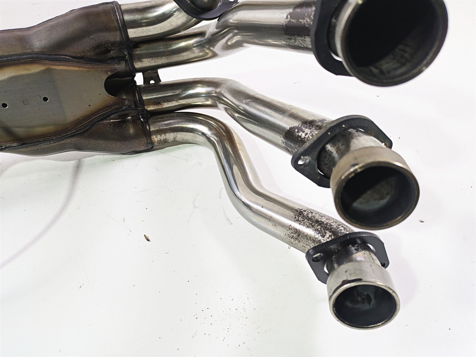 2009 Yamaha FZ1 FZS10 Fazer Stock Exhaust Header Manifold 2D1-14602-10-00 {{ shop.shopifyCountryName }} - Mototech271