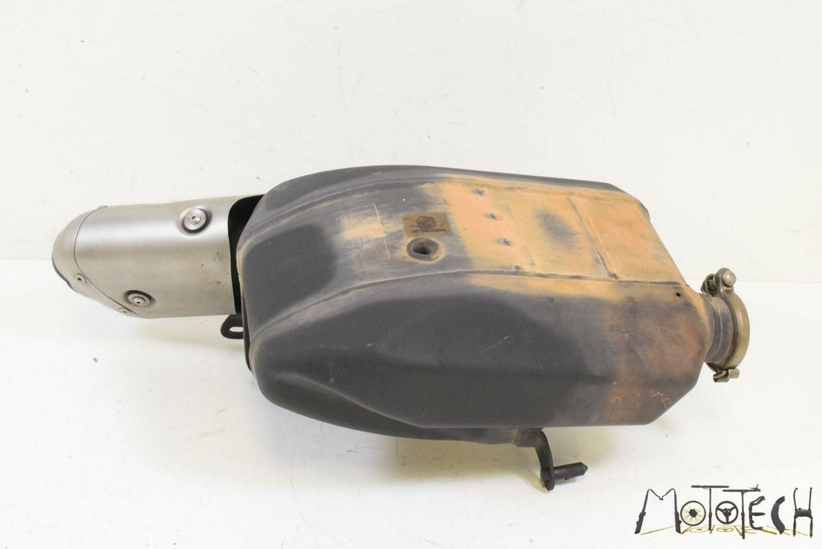 2018 Triumph Street Triple 765RS 765 OEM Exhaust Pipe Silencer Muffler T2202435 {{ shop.shopifyCountryName }} - Mototech271