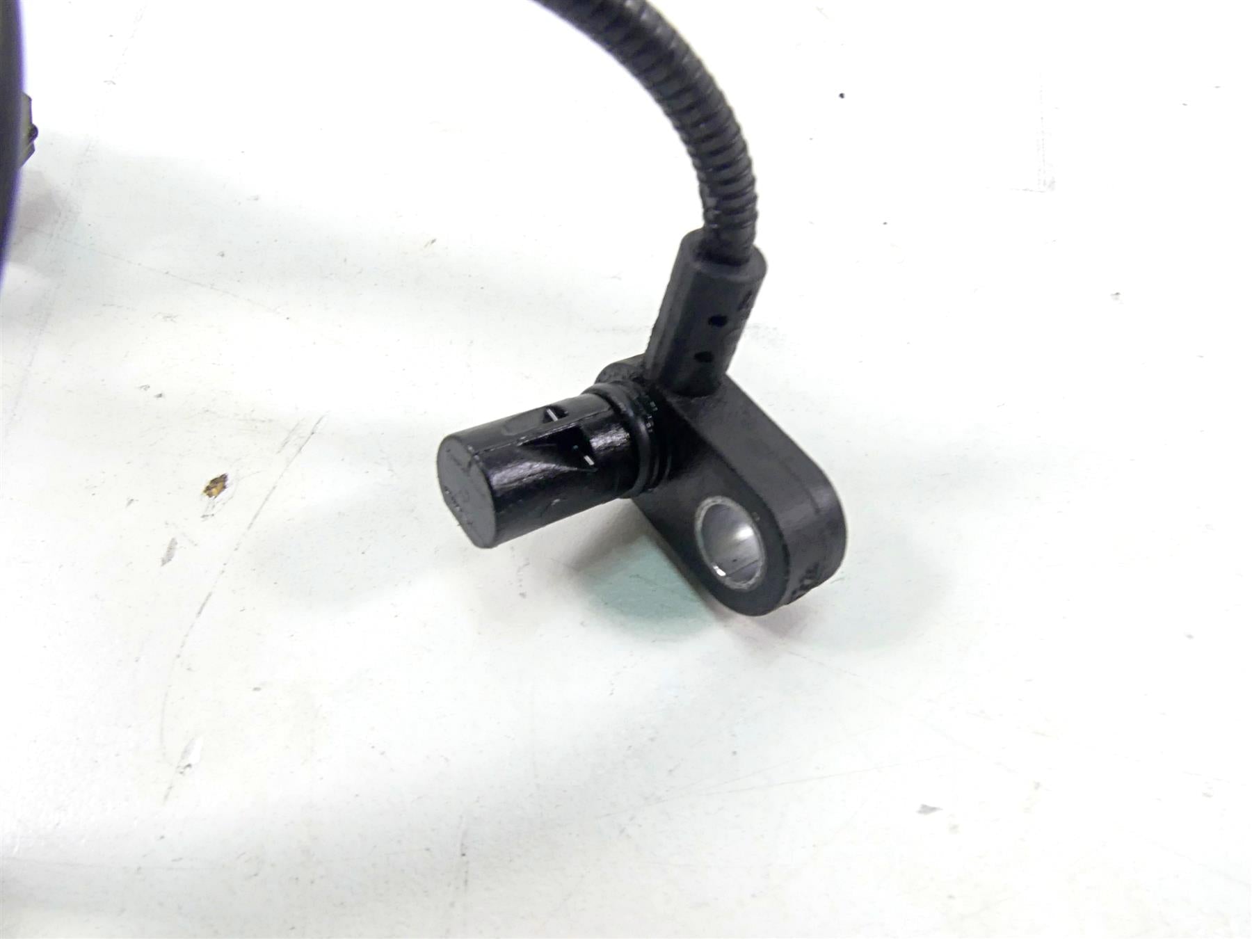2014 BMW R1200GS K50 Rear Abs Brake Wheel Speed Sensor 34528551611 {{ shop.shopifyCountryName }} - Mototech271