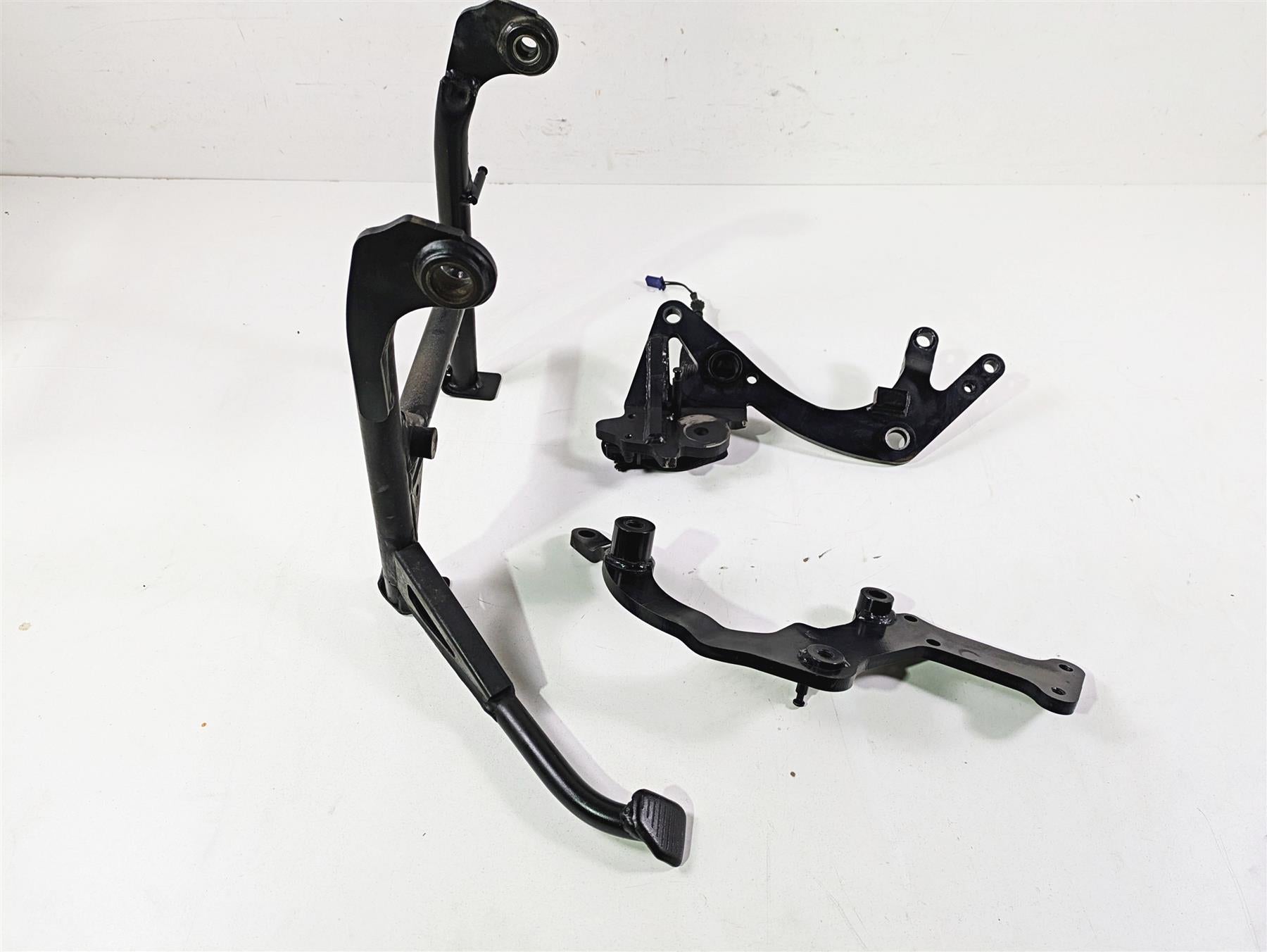 2016 Moto Guzzi Stelvio 1200 8V NTX Center Kickstand & Mount Plates 883656 {{ shop.shopifyCountryName }} - Mototech271