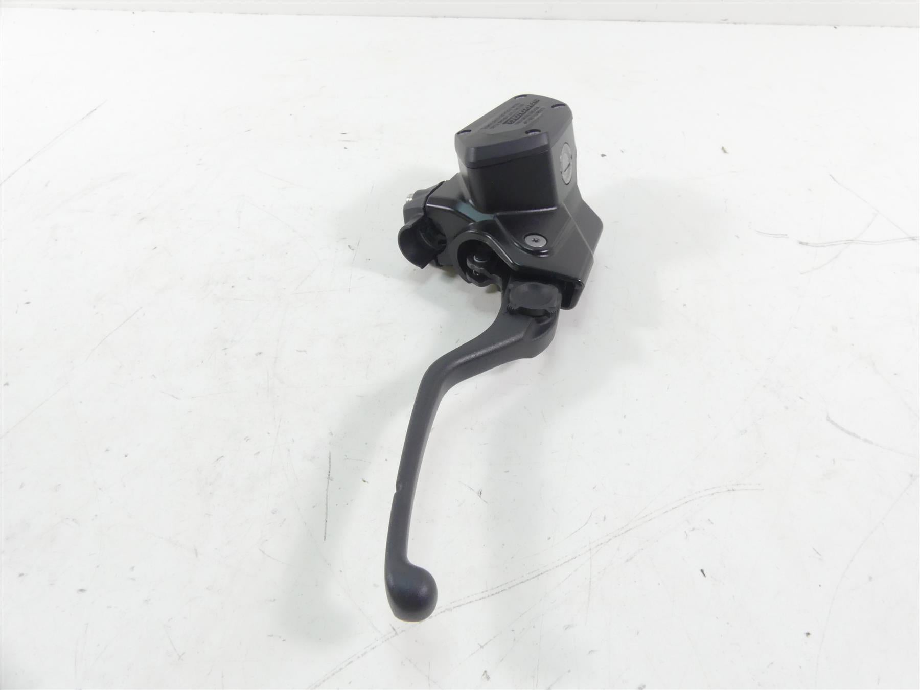 2017 BMW R1200RT K52 Front Brake Master Cylinder 15mm 32728559604 {{ shop.shopifyCountryName }} - Mototech271