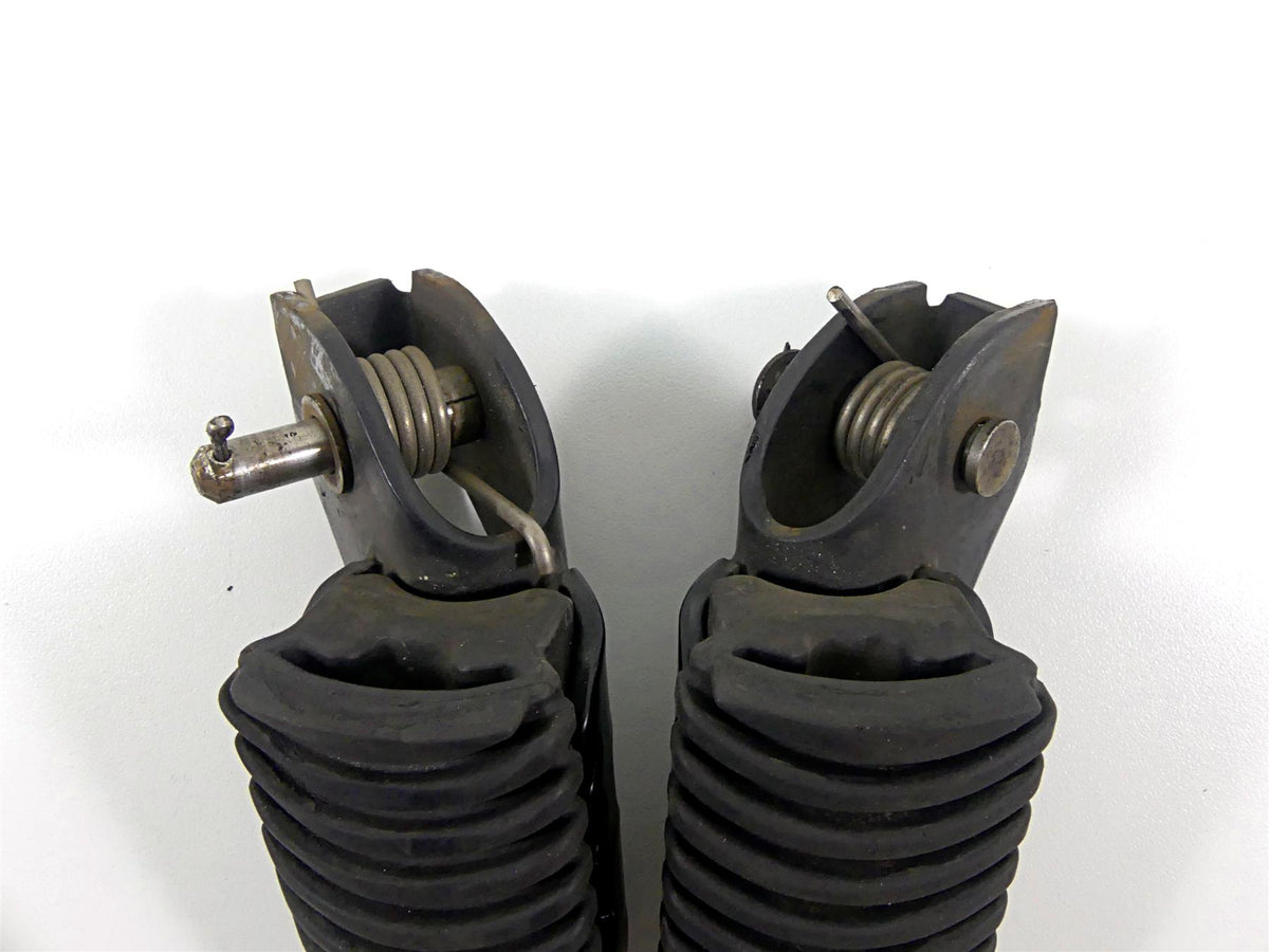2013 BMW F800GS STD K72 Front Rider Driver Footpeg Set 46717701199 46717701200 {{ shop.shopifyCountryName }} - Mototech271