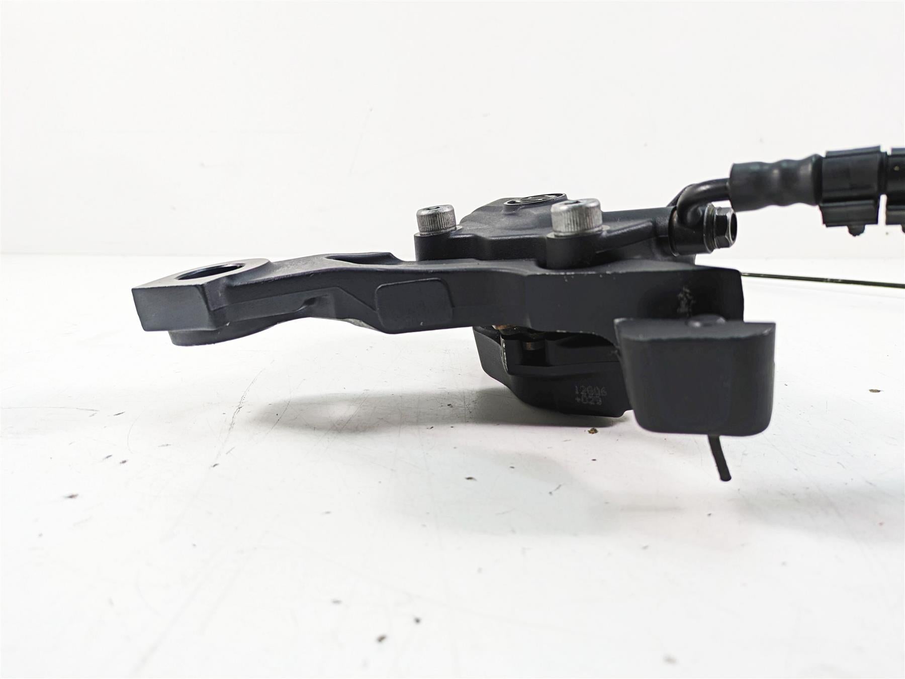 2013 Harley Touring FLHX Street Glide Rear Brake Caliper + Bracket 25mm 44080-08 {{ shop.shopifyCountryName }} - Mototech271