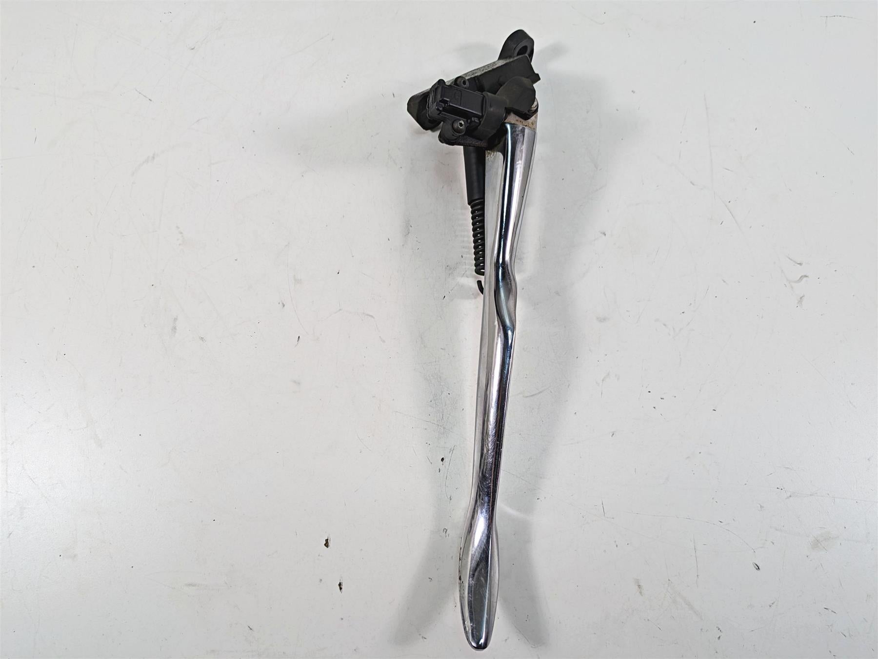 2009 Yamaha XV1900 Raider Side Kickstand Kick Stand 1D7-27311-00-00 {{ shop.shopifyCountryName }} - Mototech271