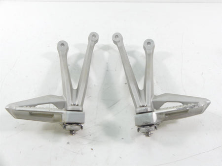 2019 Triumph Street Triple 765R Rear Passenger Footpeg Set T2081986 {{ shop.shopifyCountryName }} - Mototech271