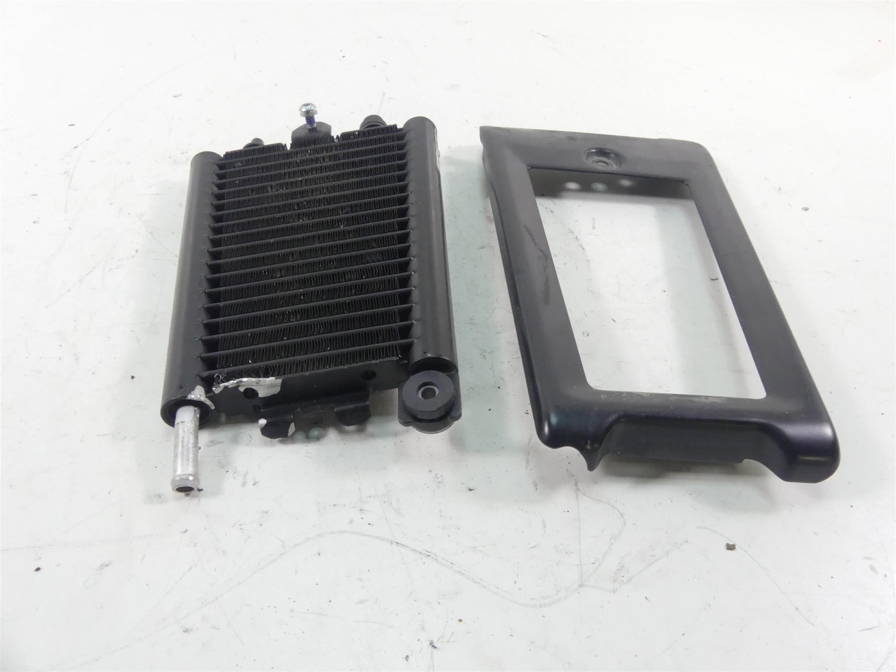 2018 Harley Softail FXBB Street Bob Oil Cooler & Cover Set - Read 62700191 | Mototech271