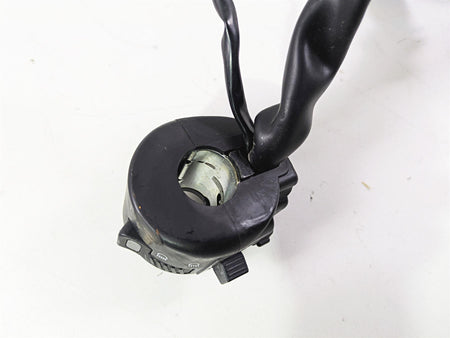 2025 Honda CBR600RR Left Hand Turn Signal Control Switch 35200-MJC-A01 {{ shop.shopifyCountryName }} - Mototech271