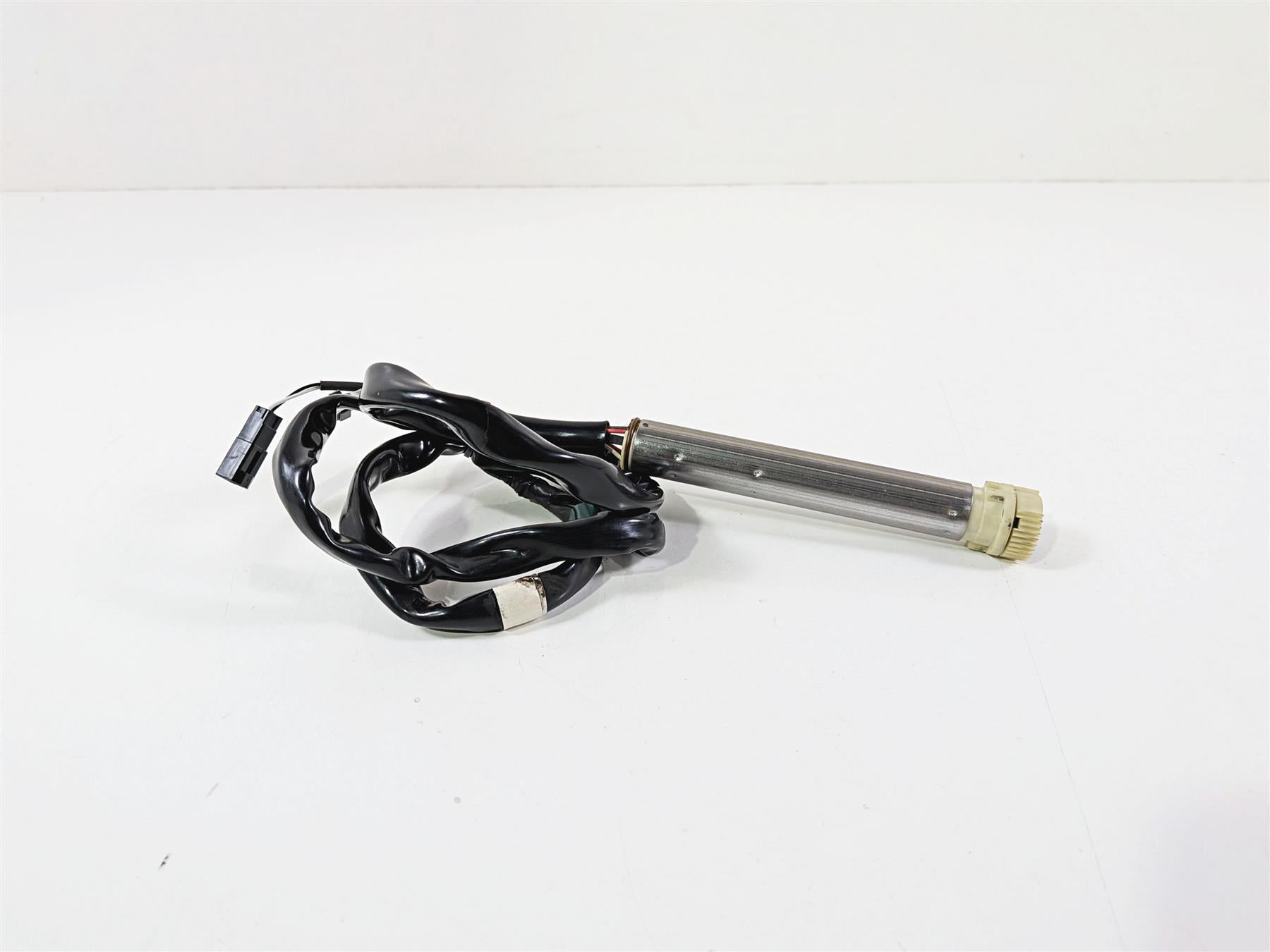 2018 Harley FLHTCU Touring Electra Glide Throttle Ride By Wire Sensor 32700050A-Mototech271