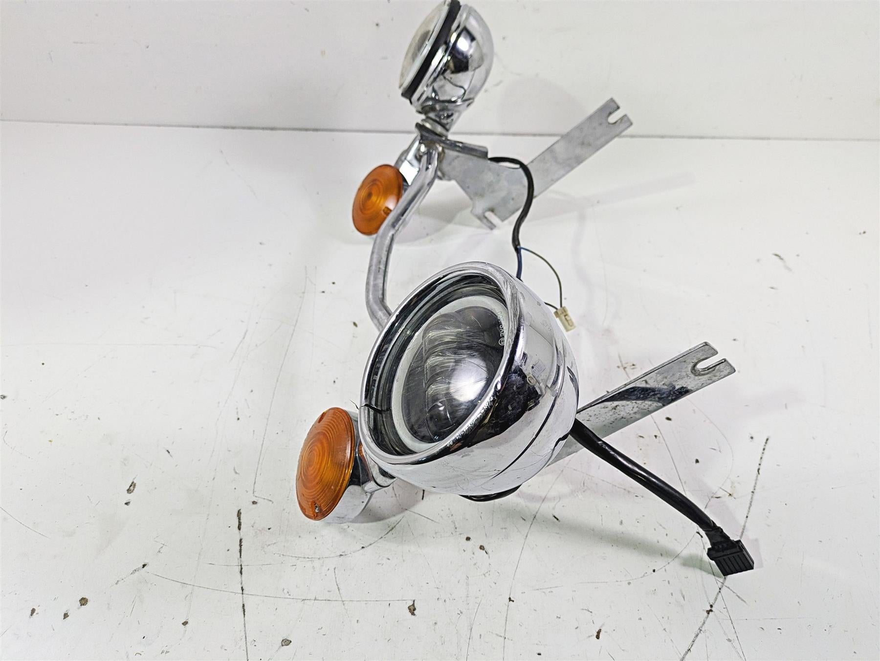 2003 Harley Touring FLHTCUI E-Glide 100th Front Spot Light - Read 68712-94A {{ shop.shopifyCountryName }} - Mototech271