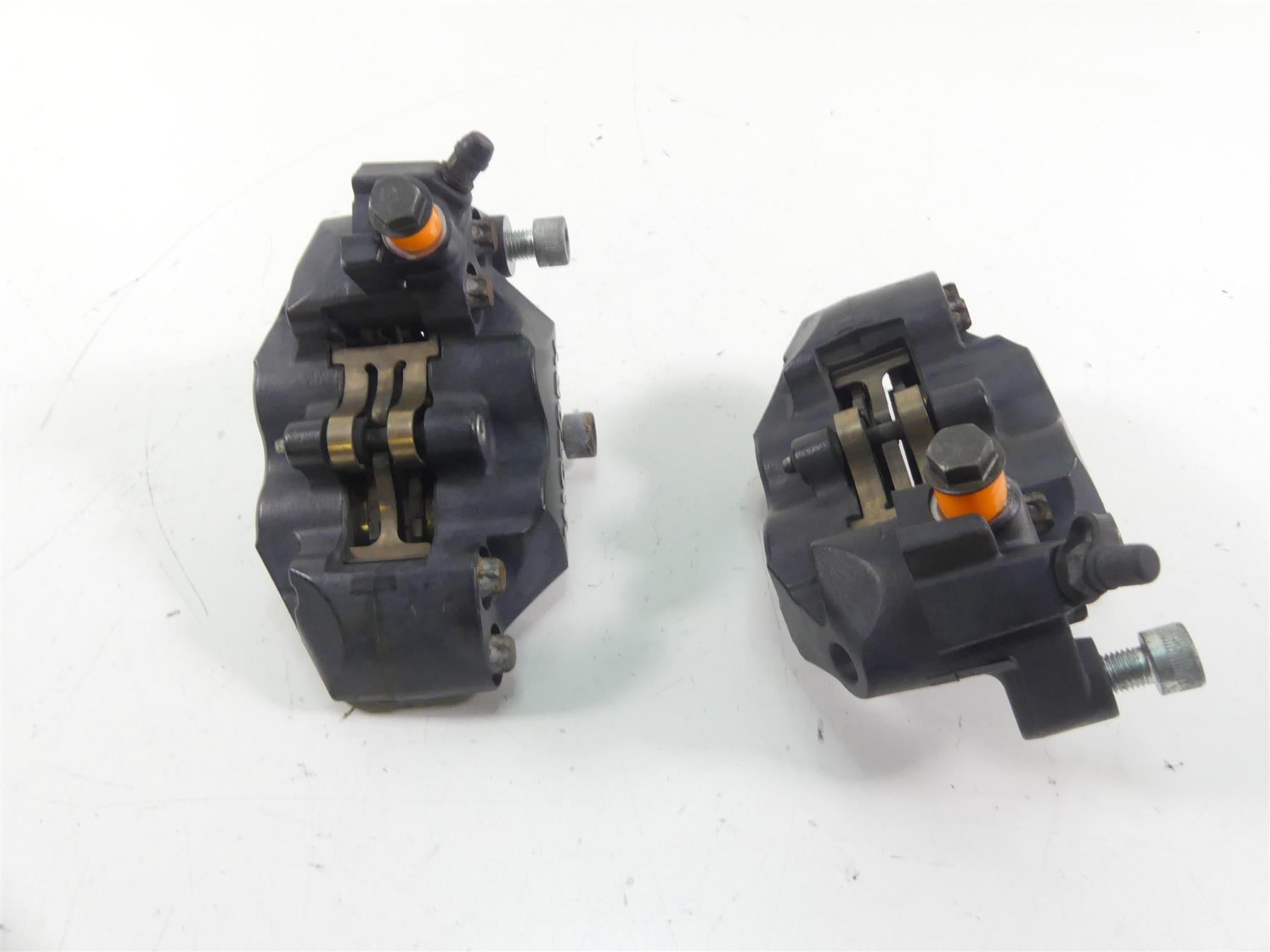 2013 Victory Cross Country Front Left Right Brake Caliper Set 1912534 1912535 {{ shop.shopifyCountryName }} - Mototech271
